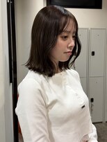 エイチ(811)&nbsp;ミルクティーベージュショートボブシースルーマッシュパーマ50代