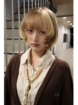 アンブル リュクス 池袋(amble luxe)&nbsp;ホワイトブロンドデザイン×マッシュショートボブ