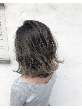 ナーリー(GNARLY Hair Design) バレイヤージュロブ