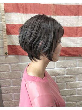 ヘアーデザインサロン スワッグ(Hair design salon SWAG) シルバーショート
