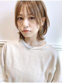 【December】外ハネボブ ミディアムレイヤー アッシュブラウン