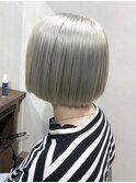 【nex 表参道】　ミニボブ　プラチナムブロンド