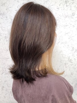 クルム(KURUMU) イヤリングカラー/ナチュラル/20代30代大人可愛いくびれボブ