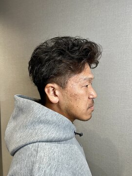 リリ(Liri material care salon by JAPAN) メンズパーマデザイン