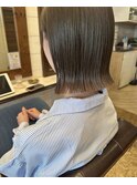 【白岩】外はねボブ×ブリーチなしカラー オリーブベージュ