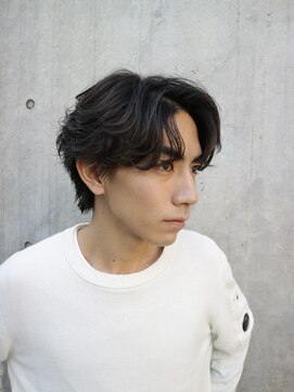 バイフィフス 原宿/表参道(by fifth) 毛流れセンターパートフェザーパーマニュアンスパーマ