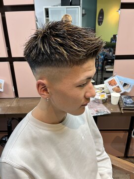 メンズグルーミングナンバーナイン(MEN'S GROOMING NUMBER NINE) フェードカット/メンズパーマ/【早田隼哉】