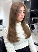 ブラウンベージュ レイヤーカット 美髪 外国人風カラー 小顔