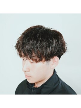 トルナーレ(tornare) シャドウパーマ×マッシュ