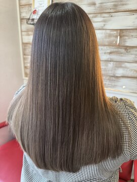 ベリーベリー VERY berry 時短・朝のア手入れを楽ちんに。アディクシーカラー+髪質改善Tr