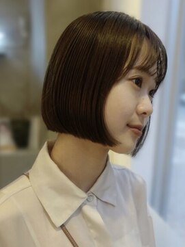 アトロ(Atoro) カット/カラー/イメチェン/顔周り/ボブ/レイヤーカット/大阪梅田