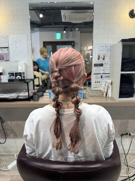 コワファースト長崎シャンプーボーイ 2nd(COIFF1RST 長崎 SHAMPOO BOY) ヘアセット お呼ばれアレンジ ツインアレンジ