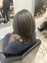 ノア(no_a) アッシュグレー×エアリーシャギーミディ