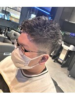 メンズフィール 南森町(MENS FEEL)&nbsp;ビジネスベリーショート☆ランダムパーマサイドグラデーション