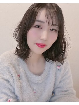 ザブックハンドサロン(The book hand salon) グレー×ミディアム