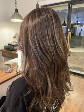 フリーダム(Freedom) 【坂本遼】グレージュハイライト