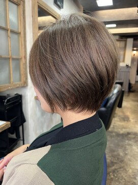 フィン(FiN by allure) 髪質改善ショート×ミルクティーベージュ20代30代40代/下河原 聡