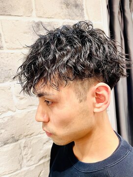 ミリオンバックス 上野(Million Bucks) 韓国マッシュ/ダークアッシュ/ニュアンスパーマ/スペインカール