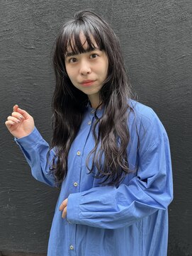 ラレイ(Lalei) ゆるめロングヘアパーマ×ダークアッシュ