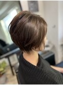 大人ショートボブ×白髪ぼかしアッシュカラーブルージュ×代官山