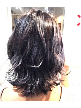 ココバイファニック(Coc. by funic) ブリーチ×アッシュ 【関内】