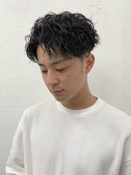 アーリー(Ali'i) 2wayアップバング束感ショート刈り上げツーブロックマッシュ