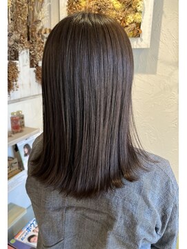 フロール(florun) セミディ×アッシュグレージュ