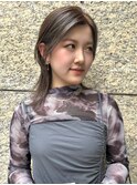 顔まわりレイヤーミディアムストレートグレージュウルフ銀座