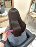 髪質が変わる。ツヤが出る。毛穴改善トリ－トメント＋カラ－カット