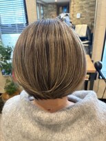 アリウム(ARIUM)&nbsp;白髪ぼかし大人ボブ