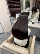 シシ 新宿(She 2.)&nbsp;暗髪/艶髪ロング/髪質改善ストレート/美髪/透明感