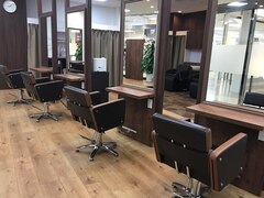 Cut&ColorAY 検見川浜店【カット アンド カラー エーワイ】