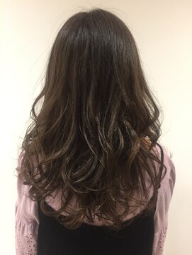 プログレス つくば店(PROGRESS by ヂェムクローバーヘアー) 赤みを消たいひとに人気、暗髪系アッシュグレージュ♪