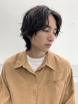 フィフス(fifth) マッシュウルフ　くせ毛風パーマ　かき上げヘア△