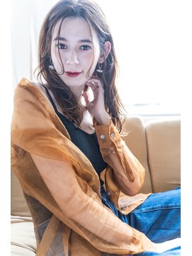 エイミー(Aimee) Aimee 町田 おフェロセミウェットウェーブ×ペールベージュ