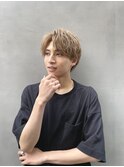刈り上げないセンターパート×くすみカラー