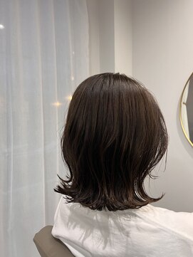 ノート(Note.) ワンレン外はねボブ