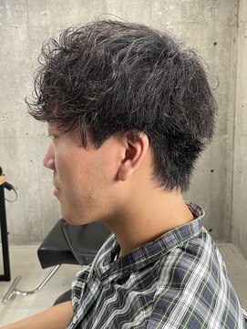 フイ 新宿3丁目(Hui) ハイトーンカラー/マッシュパーマ/アースカラー/men's/