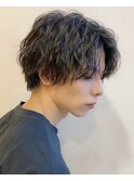波巻きスパイラルパーマ刈り上げマッシュツイスパメンズパーマ