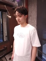 ブロック ジャポン(bloc japon)&nbsp;センターパートパーマショート　ビジネス　大人　無造作パーマ