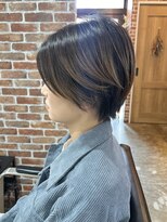 ヴィップルーム(viproom)&nbsp;ツヤ髪スタイルブルージュマッシュウルフイヤリングカラー