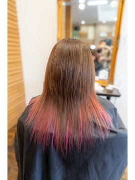 ヘアーメイク ダンス(hair make DANCE) リタッチ×インナーカラー ピンクが映えるロング
