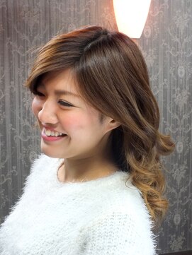 レイシー(Perm&Color STUDIO RASIE) ふんわりカールスタイル☆