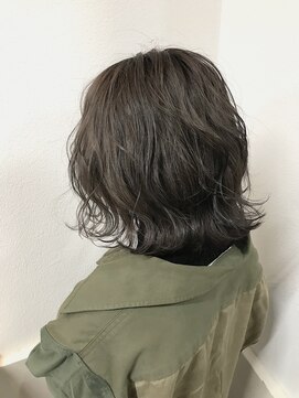 ジゼル(GiseL) マットグレージュinラベンダー/ダブルカラー/ブリーチ/髪質改善