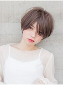 エアリーな質感のエッジショート