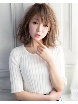 スーベニール(souvenir) ほつれカール　オルチャン　透明感グレージュカラー