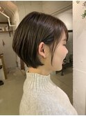 《tomi》丸みショート×アッシュグレージュカラー