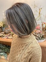 マロウ(mallow)&nbsp;《花屋併設》アッシュ系@20代30代40代@アディクシーカラー