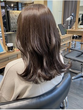 エムプラス 二子玉川(Mplus) ●初カラー●ブリーチなし ダブルカラー 透明感イルミナカラー