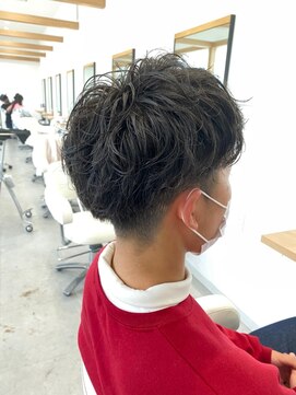 エン(eNN) 10代20代大学生/初パーマ/ナチュラルデザインパーマ